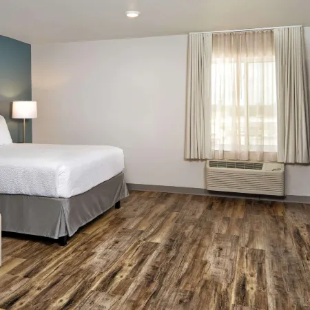 Woodspring Suites Houston IAH Airport