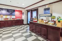 Hampton Inn Greenfield - Aamiainen