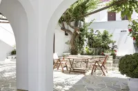 Sunrise Apartments Hotels in Paros