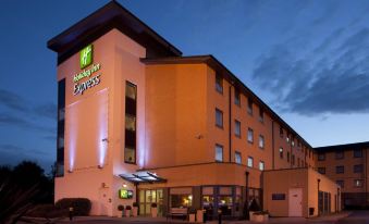 Holiday Inn Express Swindon West