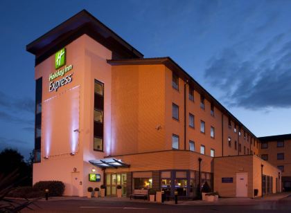 Holiday Inn Express Swindon West