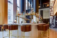 Hotel Monville Montreal - С баром