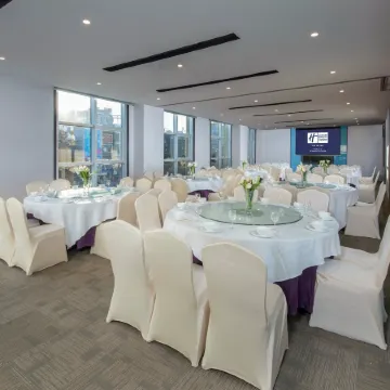 Holiday Inn Express XICHANG QIONGHAI by IHG