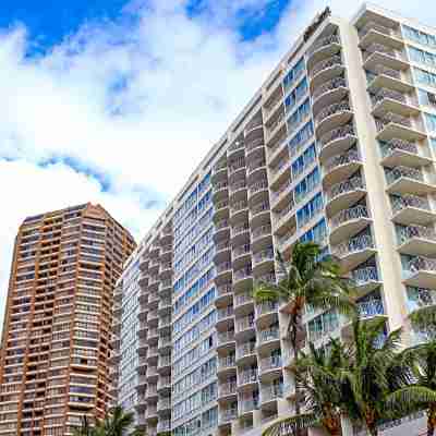 Hilton Vacation Club The Modern Honolulu Hotel Exterior