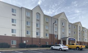 Candlewood Suites Pearl