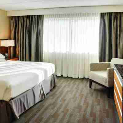 Hilton Winnipeg Airport Suites Rooms