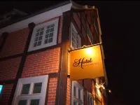 Hotel am Doktorplatz Hotel dekat No.stalji - Hookah Lounge