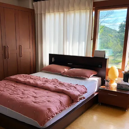 Damyang Oakville Pension