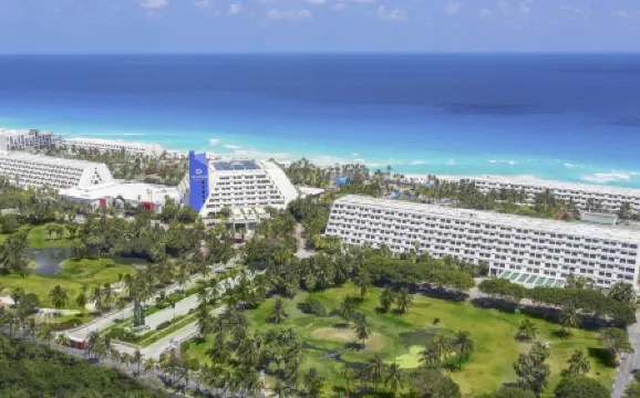 The Grand Oasis Cancún - All Inclusive
