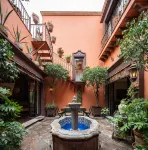 Holt - Casa Parque Juárez Hotels in 