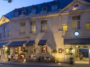 Brit Hotel le Lion d'Or Chinon