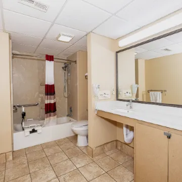 Red Roof Inn & Suites Macon