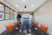 Holiday Inn Express & Suites MT. Juliet-Nashville Area
