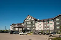 Sandman Hotel Oakville Hotel dekat Maple Grove Arena