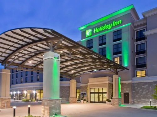 Holiday Inn KANSAS CITY - NORTHEAST by IHG - breakfast