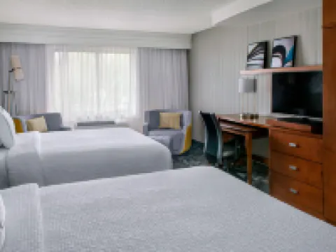 帕拉默斯萬怡酒店 帕拉默斯酒店