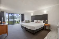 Knox International Hotel and Apartments