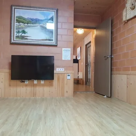 Hampyeong Daon Hanok Pension Отели в г. Хампхён