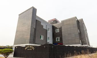 평택 코코 셀프 체크인 모텔
