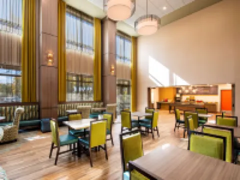 Hampton Inn & Suites by Hilton Keller Town Center Hotels in Keller