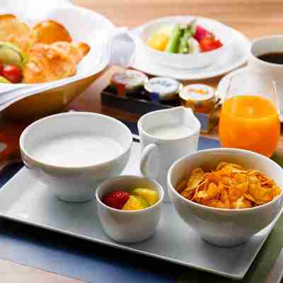 Le Clemenceau Hôtel /Restaurant Dining/Meeting Rooms