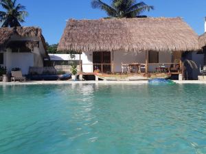 Rua Beach Resort Sumba