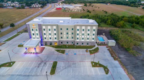 Comfort Suites DeSoto Dallas South Hotels in DeSoto