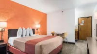 Motel 6 Elk Grove Village, IL - 2-Star
