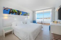 Iberostar Waves Bouganville Playa Hotels in Costa Adeje