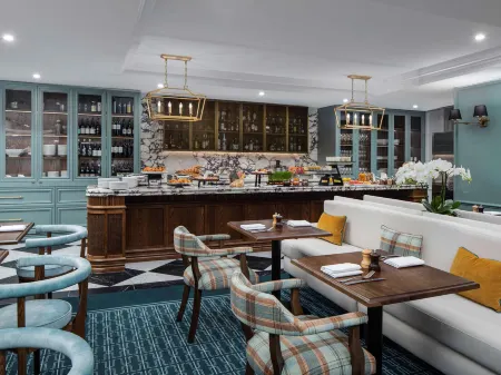 Pullman Melbourne City Centre Отели рядом с достопримечательностью «Юнион-лэйн»