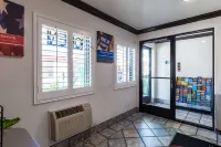 Motel 6 Riverside, CA - UCR East - 2-Star