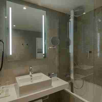 NH Toulouse Airport Rooms