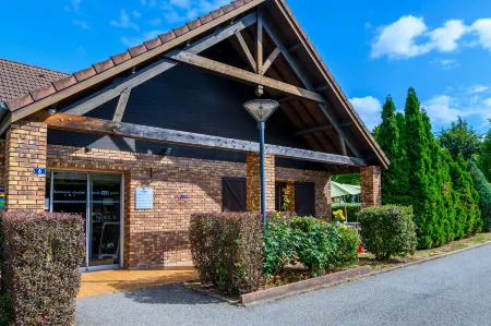 Comfort Hotel Evreux Отели в г. Арньер-Сюр-Итон