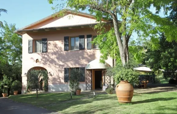 洛肯達德新克瑟裏酒店