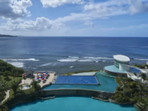 RIHGA Royal Laguna Guam Resort グアムのホテル