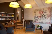 Hotel Village Hotels in Quart