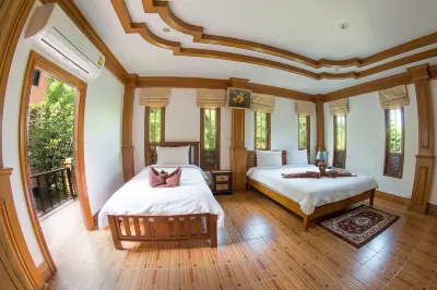 Tanote Villa Hotels near Tanote Bay