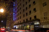 VIP Inn Berna Hotel Hotel dekat Lisbon University Institute