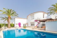 Casa familiar espacioso, Airco, piscina privada 5x10 m, playa 300m, WiFi gratis - piscina
