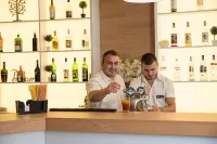 Hotel Laguna Park & Aqua Club - All Inclusive - bar