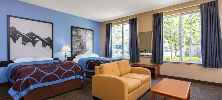 Super 8 by Wyndham Smithfield/Selma Hotels in Johnston County