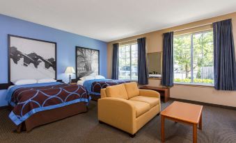 Super 8 by Wyndham Smithfield/Selma