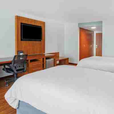 Tryp by Wyndham Guayaquil Airport Rooms