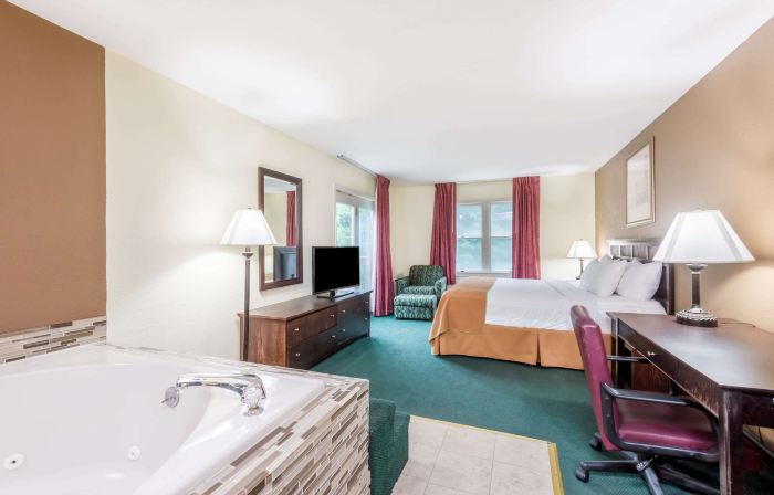 Ramada by Wyndham Groton/Mystic