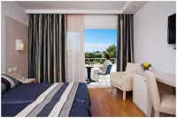 Sagitario Playa Hotel a Cala en Bosch