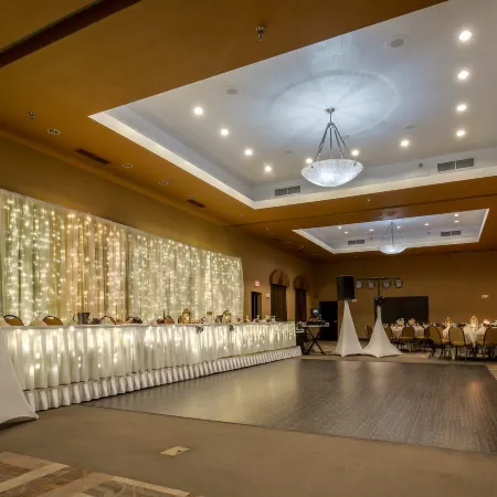 Holiday Inn Express & Suites SIOUX FALLS-BRANDON by IHG