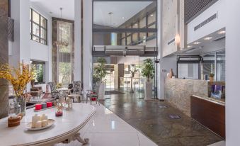 Habitat Hotel