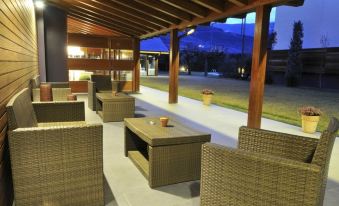 Apartamentos Pessets Adelaida