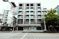 Three Sukhumvit Hotel - 3-Star