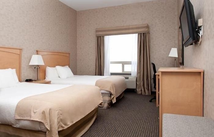 Paradise Inn and Suites